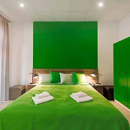 Hostel Ginger Aparthostel