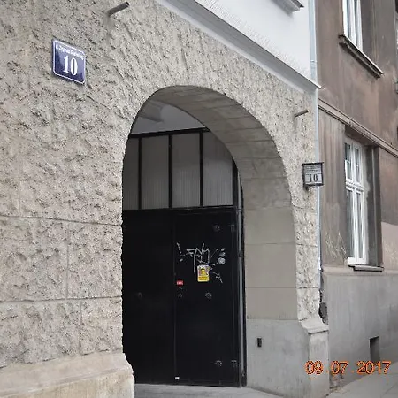 Ginger Aparthostel Krakow